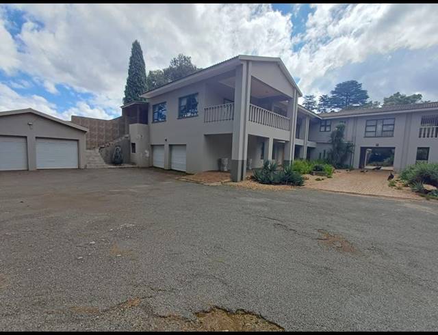 FARM FOR SALE IN UNITAS PARK